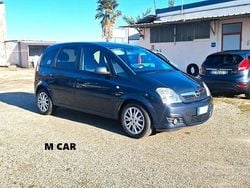 Grigio Usata 2009 Opel Meriva Cosmo Monovolume | 3900 € (Buon prezzo)