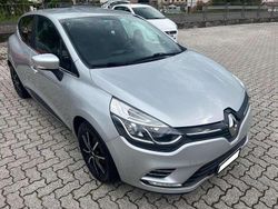 Grigio(met.) Usata 2017 Renault Clio IV Zen Tre volumi | 5800 € (Ottimo prezzo)