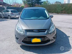 Usata 2013 Ford C-MAX Monovolume | 5000 € (Buon prezzo)