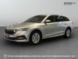 Argento Usata 2024 Skoda Octavia Executive Station wagon | 26.800 € (Buon prezzo)