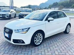 Bianco Usata 2013 Audi A1 Sportback Ambition Due volumi | 9300 € (Buon prezzo)