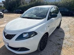 Bianco Usata 2023 Lancia Ypsilon S Due volumi | 12.900 € (Buon prezzo)