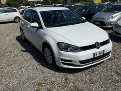 Bianco Usata 2015 VW Golf Tre volumi | 11.000 € (Buon prezzo)