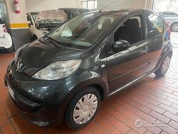 Grigio Usata 2006 Peugeot 107 Due volumi | 3500 € (Buon prezzo)