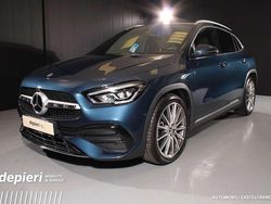 Blu/azzurro Usata 2022 Mercedes GLA200 Premium SUV | 38.800 € (Cara)