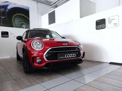 Rosso Usata 2017 Mini Cooper SD Clubman Station wagon | 17.200 € (Buon prezzo)