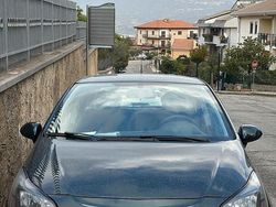 Verde Usata 2015 Opel Corsa Tre volumi | 5000 € (Ottimo prezzo)