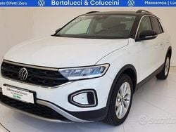 Bianco Usata 2024 VW T-Roc Life SUV | 26.000 € (Buon prezzo)
