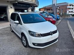 Bianco Usata 2013 VW Touran Highline Monovolume | 9990 € (Buon prezzo)
