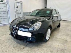 Nero Usata 2013 Alfa Romeo Giulietta Exclusive Due volumi | 7999 € (Buon prezzo)