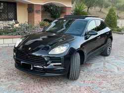 Nero Usata 2021 Porsche Macan SUV | 65.000 € (Buon prezzo)