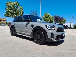 Grigio Usata 2022 Mini Cooper D Countryman Business SUV | 27.200 € (Buon prezzo)