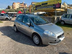 Grigio Usata 2008 Fiat Grande Punto Active Due volumi | 2500 € (Buon prezzo)