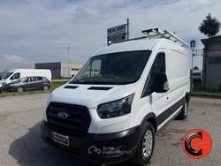 Bianco pastello Usata 2023 Ford Transit Tre volumi | 21.900 € (Buon prezzo)