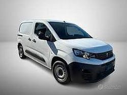 Bianco Usata 2021 Peugeot Partner Premium Monovolume | 15.000 €