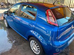 Blu Usata 2012 Fiat Punto Due volumi | 3400 € (Buon prezzo)