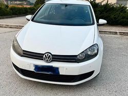 Bianco Usata 2011 VW Golf VI Due volumi | 3500 € (Buon prezzo)