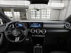 Grigio montagna met. Nuova 2026 Mercedes A200 AMG line Tre volumi | 39.500 €