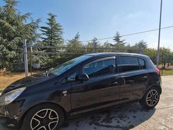 Nero Usata 2010 Opel Corsa Tre volumi | 3200 € (Buon prezzo)