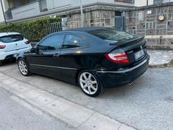 Nero Usata 2005 Mercedes 200 Coupé | 1000 €