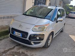 Grigio Usata 2010 Citroën C3 Picasso Exclusive Monovolume | 3900 € (Buon prezzo)