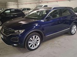 Blu/azzurro Usata 2018 VW T-Roc Advance SUV | 18.900 € (Buon prezzo)