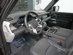 Nero Usata 2023 Land Rover Defender SUV | 75.000 € (Cara)