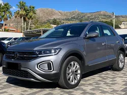 Argento Usata 2022 VW T-Roc Style SUV | 22.900 € (Buon prezzo)
