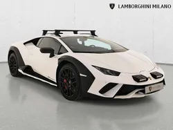 Bianco monocerus Usata 2024 Lamborghini Huracán Coupé | 347.000 € (Ottimo prezzo)