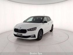 Bianco metallizzato Nuova 2025 Skoda Fabia Tre volumi | 18.800 € (Buon prezzo)