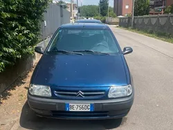 Usata 1999 Citroën Saxo Due volumi | 1700 €