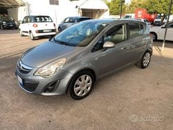 Grigio Usata 2013 Opel Corsa Edition Tre volumi | 2990 € (Ottimo prezzo)