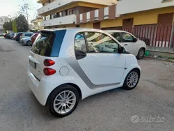 Bianco Usata 2011 Smart ForTwo Coupé Passion Coupé | 6700 €