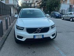 Bianco Usata 2021 Volvo C40 SUV | 18.950 €
