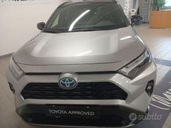 Grigio Usata 2022 Toyota RAV4 Hybrid Style SUV | 31.800 € (Buon prezzo)