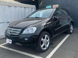 Nero Usata 2008 Mercedes ML320 SUV | 11.900 € (Cara)