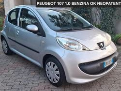 Argento Usata 2008 Peugeot 107 Allure Due volumi | 4000 € (Buon prezzo)