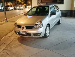 Usata 2007 Renault Clio Coupé | 700 €