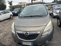 Grigio Usata 2011 Opel Meriva Monovolume | 2800 € (Ottimo prezzo)