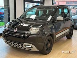 Nero Usata 2023 Fiat Panda Garmin Due volumi | 12.990 € (Cara)