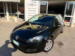 Nero Usata 2010 VW Golf VI Comfortline Tre volumi | 7100 € (Buon prezzo)