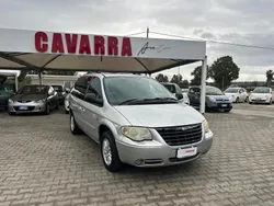 Grigio Usata 2006 Chrysler Voyager Monovolume | 3200 € (Buon prezzo)
