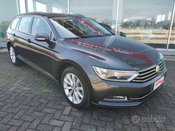Grigio mangano metalizzato Usata 2018 VW Passat Business Station wagon | 17.900 € (Buon prezzo)