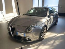 Grigio Usata 2016 Alfa Romeo Giulietta Super Tre volumi | 9500 € (Ottimo prezzo)