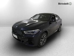 Carbonschwarz metallizzato Usata 2022 BMW X6 M Sport SUV | 62.900 € (Buon prezzo)