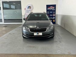 Grigio scuro Usata 2019 Skoda Octavia G-TEC Style Station wagon | 12.900 € (Ottimo prezzo)