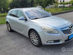 Grigio Usata 2009 Opel Insignia Station wagon | 2500 €
