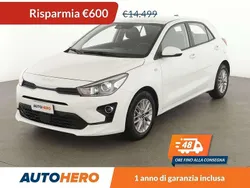 Bianco Usata 2023 Kia Rio Style Tre volumi | 13.899 € (Ottimo prezzo)