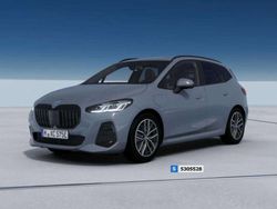 Black sapphire Nuova 2025 BMW 225 Active Tourer Comfort Edition Monovolume | 47.431 € (Cara)