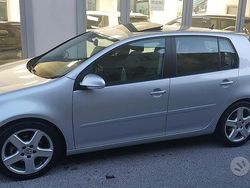Grigio Usata 2005 VW Golf IV Sportline Tre volumi | 4499 € (Buon prezzo)